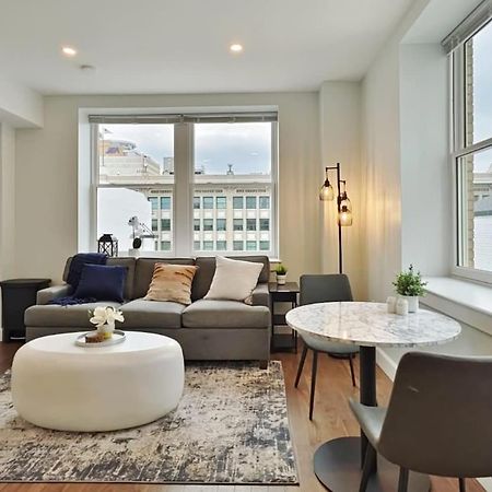 Fun Cozy Apts - 1 25 Mile Walk To Tiaa Bnk Fld Jacksonville Buitenkant foto