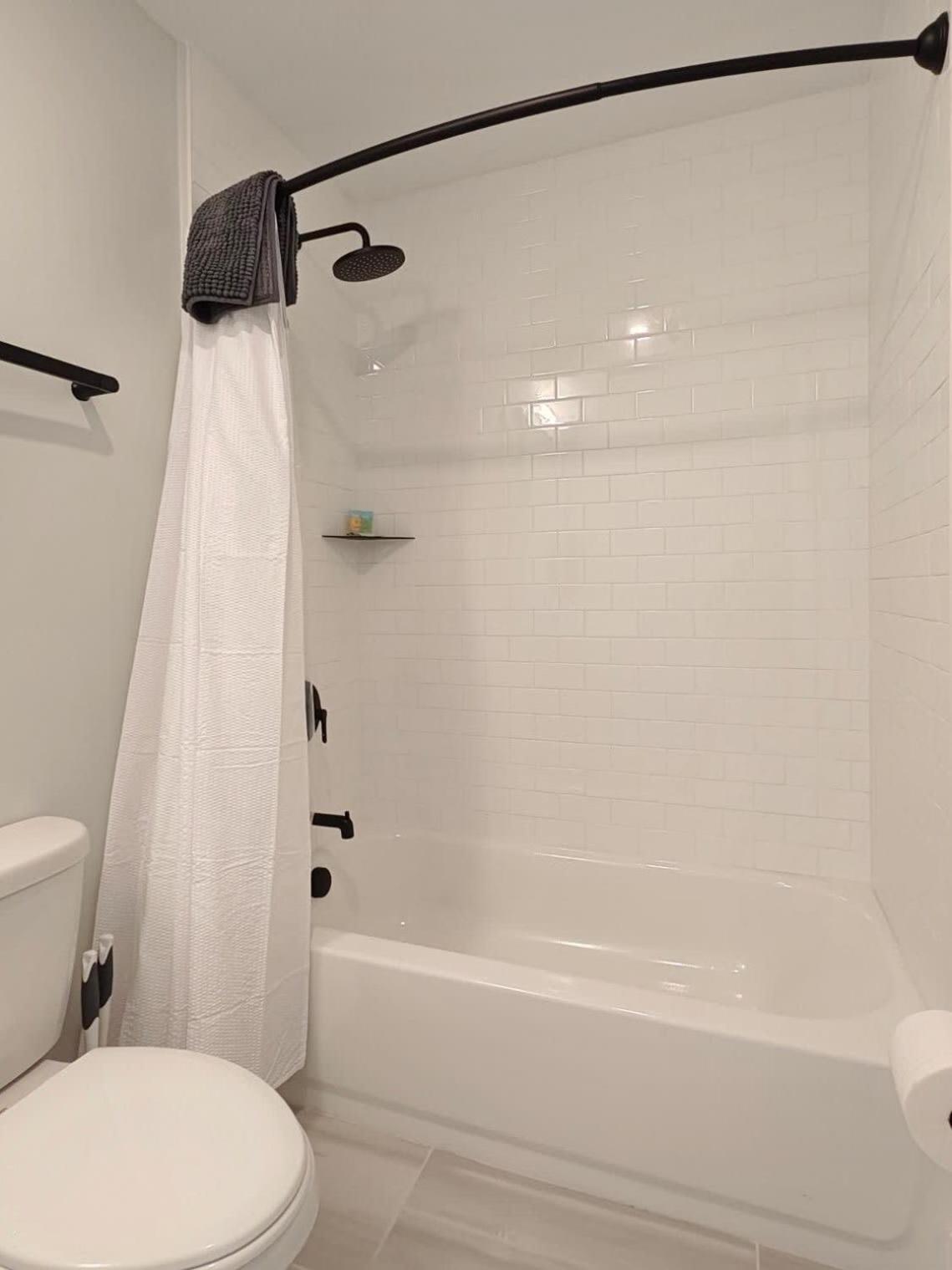Fun Cozy Apts - 1 25 Mile Walk To Tiaa Bnk Fld Jacksonville Buitenkant foto